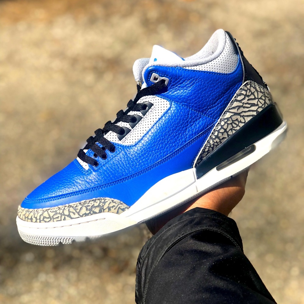 Jordan 3 Varsity Blue